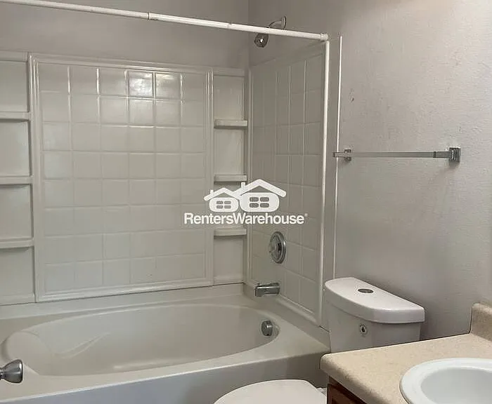 3107 Meadow Knoll Dr — Photo 14