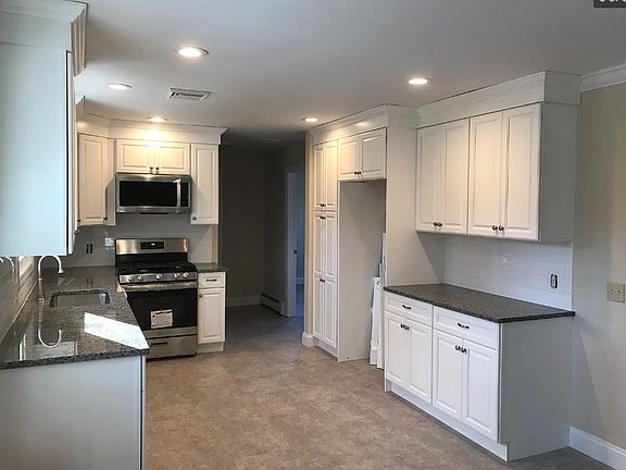 3rd image of 124 Pension Rd