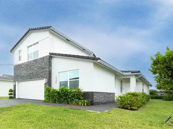 4230 Rosa Dr, Pompano Beach, FL 33064