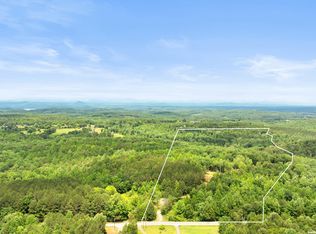 1 Brookhaven Cir, Toccoa, GA 30577