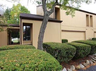 1404 Loop Rd, Kent, OH 44240