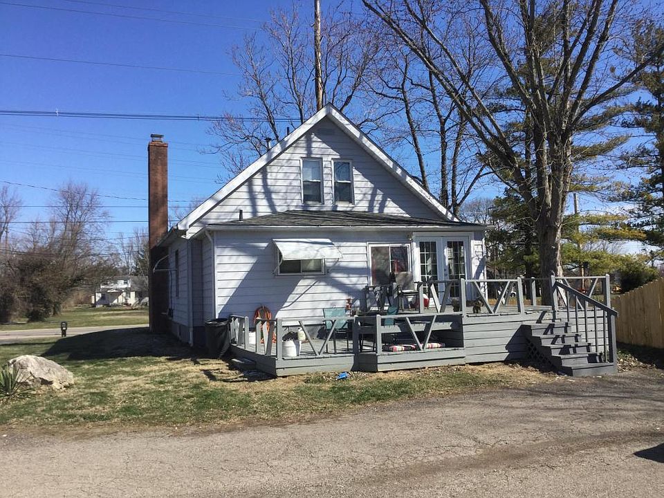 2nd image of 2139 Frank Rd