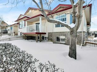103 NE Addington Dr #49, Red Deer, AB T4R3C6