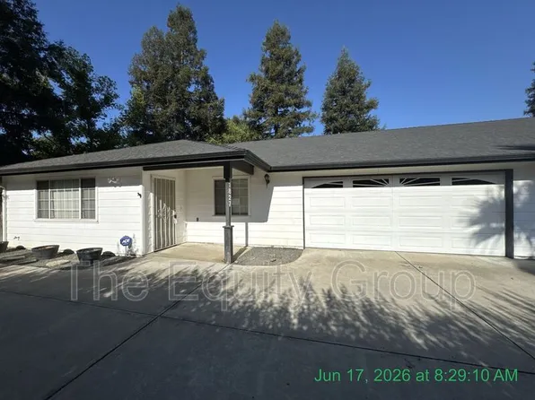 1827 E Cambridge Ct, Visalia, CA 93292