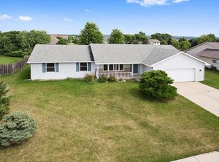 1379 Silverstone Trl, De Pere, WI 54115