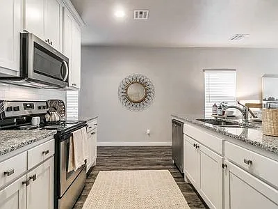 1265 E Main St — Photo 21