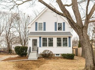 12 Beech St, Reading, MA 01867