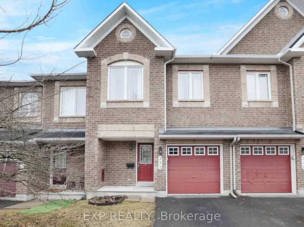 352 Forestbrook St, Ottawa, ON K2K 0B8