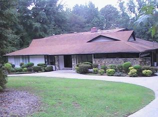 8160 Innsbruck Dr, Sandy Springs, GA 30350