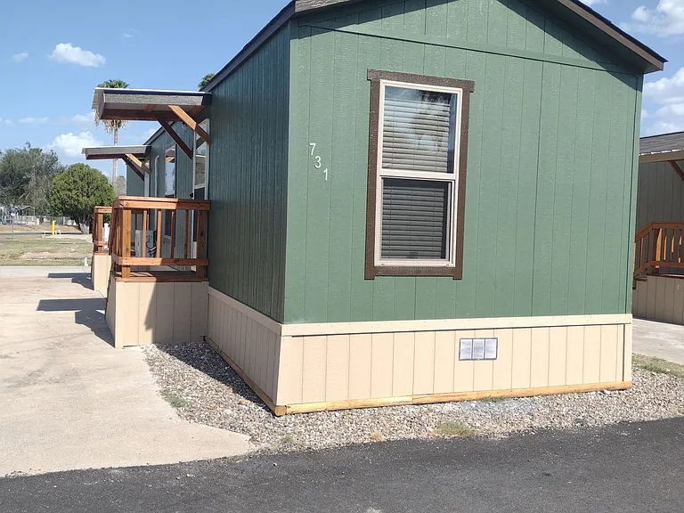 2901 E Highway 107 — Photo 33
