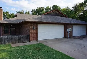 785 Kingsgate Rd — Photo 13