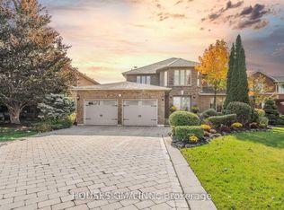 131 Greenpark Blvd, Vaughan, ON L4L 6Z6