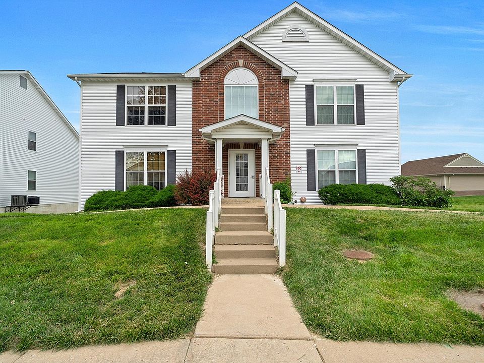 1st image of 16 Homefield Gardens Dr