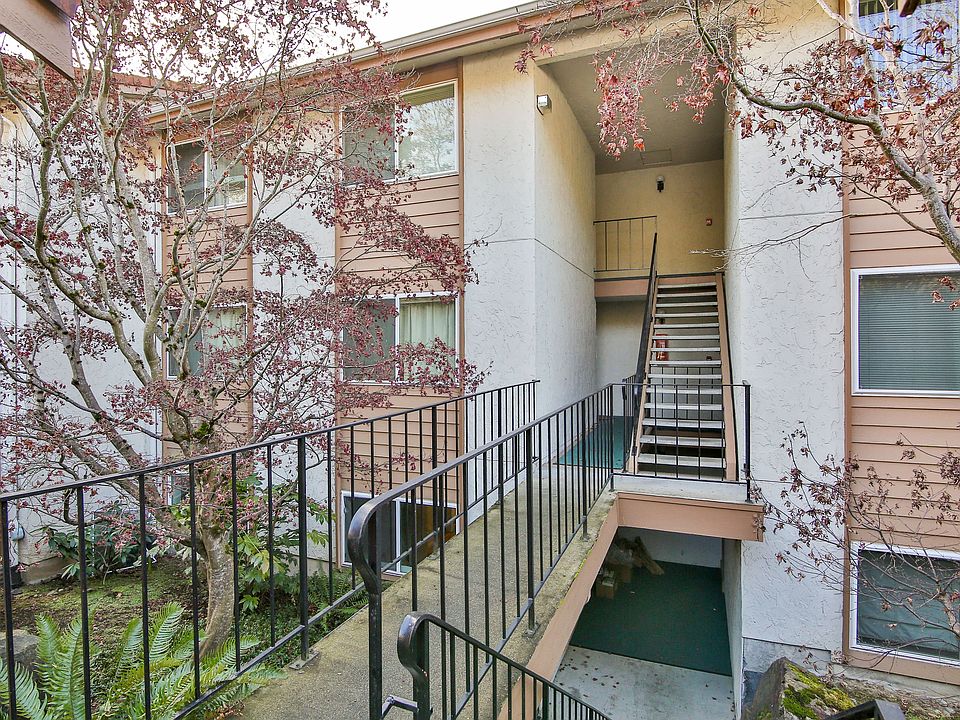 1st image of 12834 SE 41st Ln Unit E106
