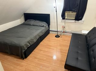 34 Whitney St FLOOR 3, Providence, RI 02907