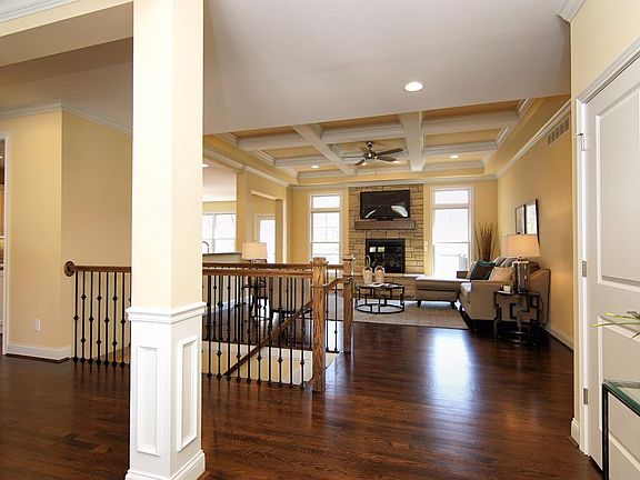 3rd image of 10460 Adventure Ln