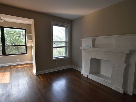 5th image of 700 W Grace St #7103