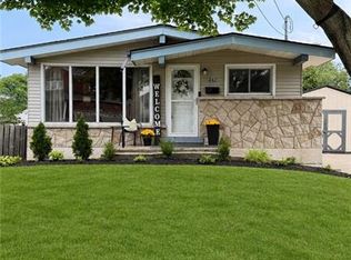 241 Thorner Dr, Hamilton, ON L8V 2M6