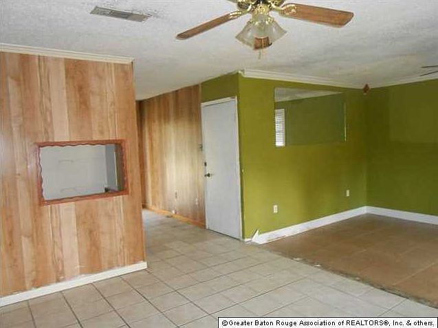 2nd image of 6818 Sutton Dr