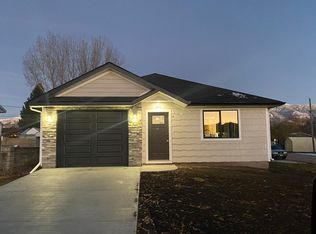 300 Holstein St #A, Inkom, ID 83245