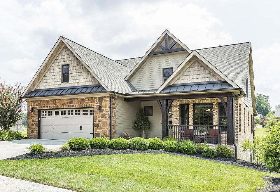 1st image of 245 Augusta Ln #2