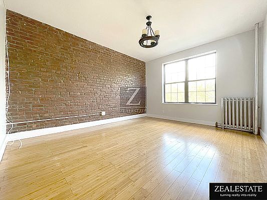 1st image of 516 Eastern Pkwy APT 1B