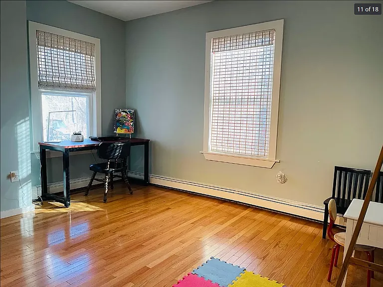 31 Irving St #1 — Photo 8