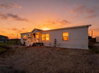 102 Double C Dr, Cedar Creek, TX 78612