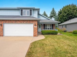 2930 W Big Bend Dr, Appleton, WI 54914