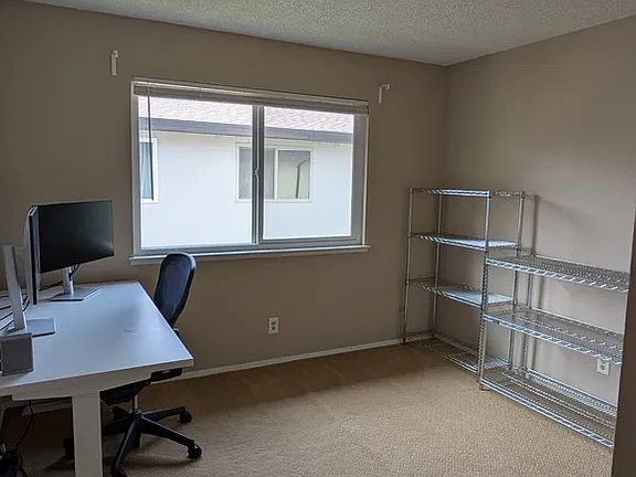 2nd image of 2842 Bidwell St APT 3