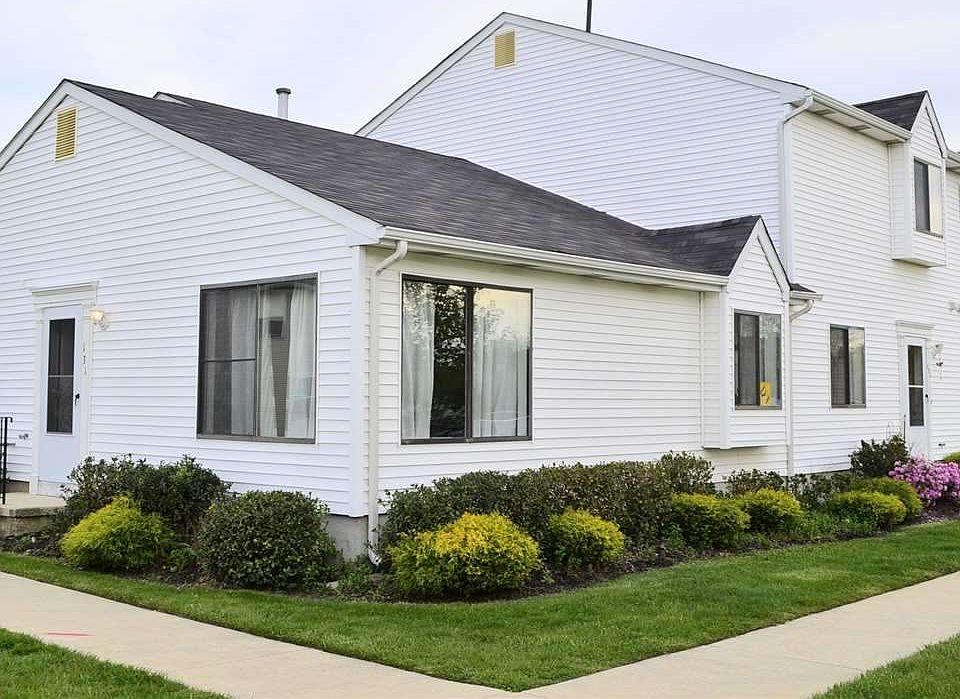 1st image of 131 Yorktown Blvd #131