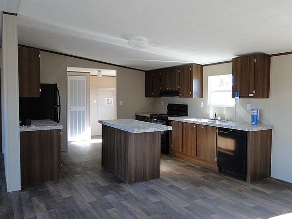 3rd image of 153 Brianna Cir