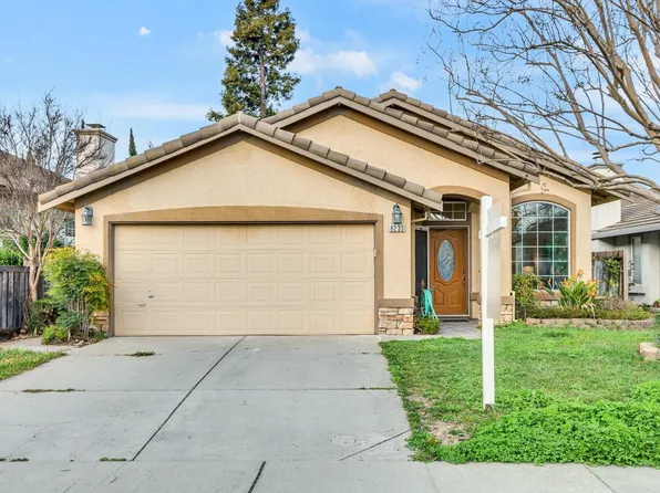 8233 Adelbert Way, Elk Grove, CA 95624