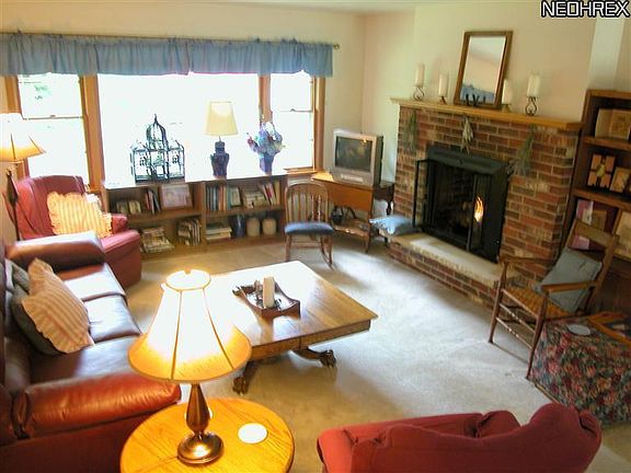 3rd image of 2508 Townsend Dr