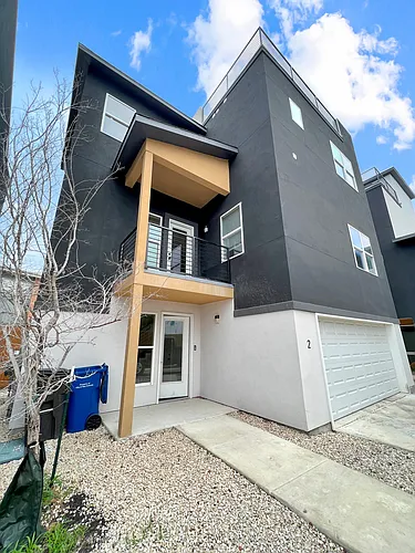 100 Lewis St Photo 1