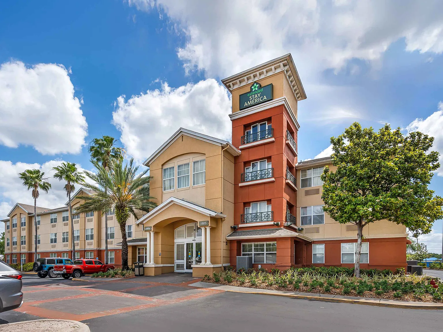 Tampa - Airport - N. Westshore Blvd. — Photo 2