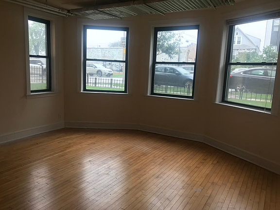 4th image of 2330.5 N Spaulding Ave #G