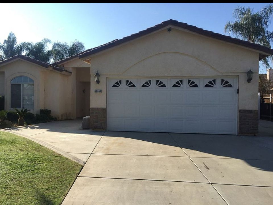 2nd image of 10907 Galway Bay Dr