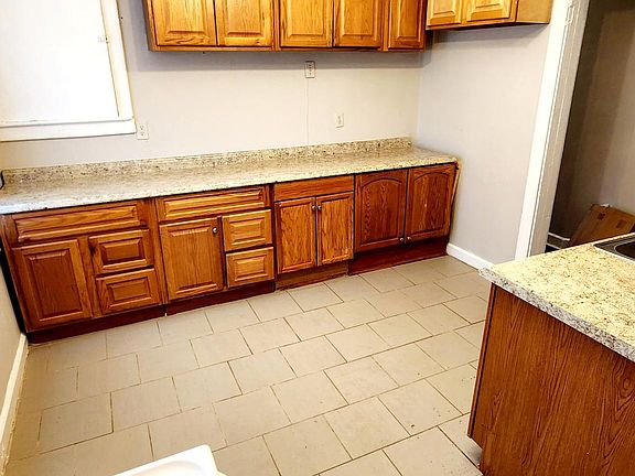 5th image of 2159 Martin Luther King Jr Dr SW APT 2