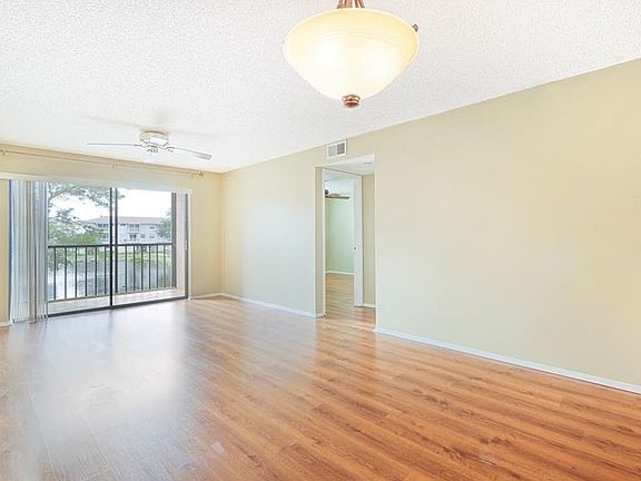 3rd image of 5817 Park St N APT 210