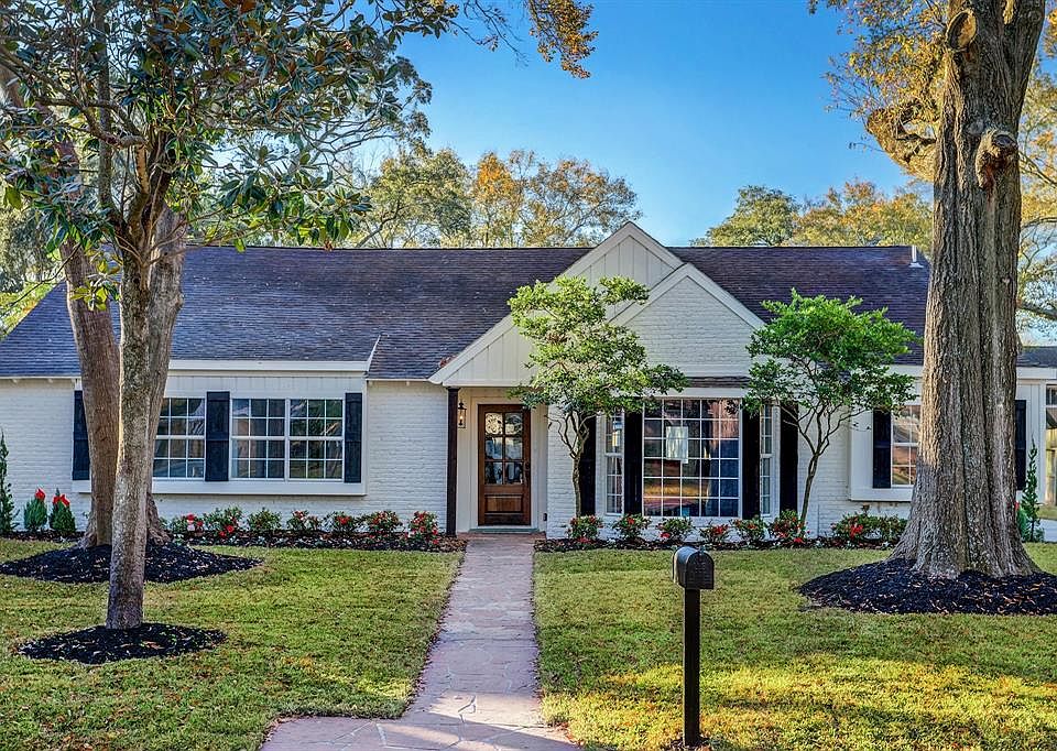 1st image of 11407 Pecan Creek Dr
