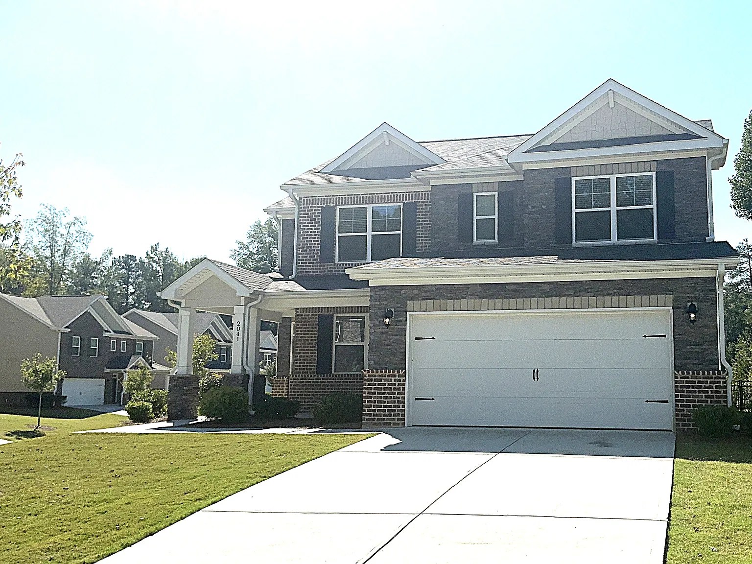 5 bed, 4.0 bath, 2714 sqft, $2,930 — Photo 1