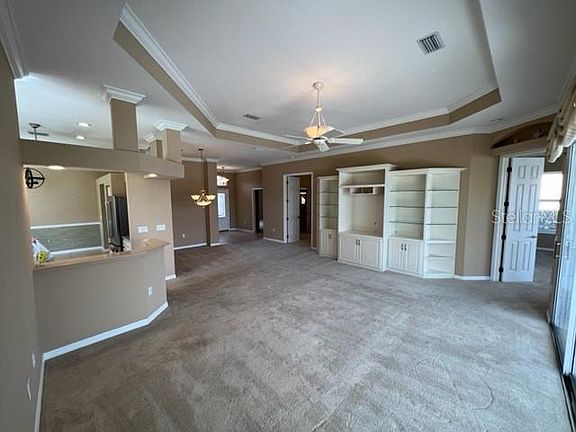 4th image of 649 Silk Oak Dr