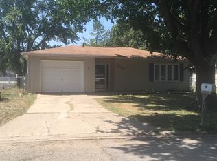 2439 Buttonwood Dr, Manhattan, KS 66502
