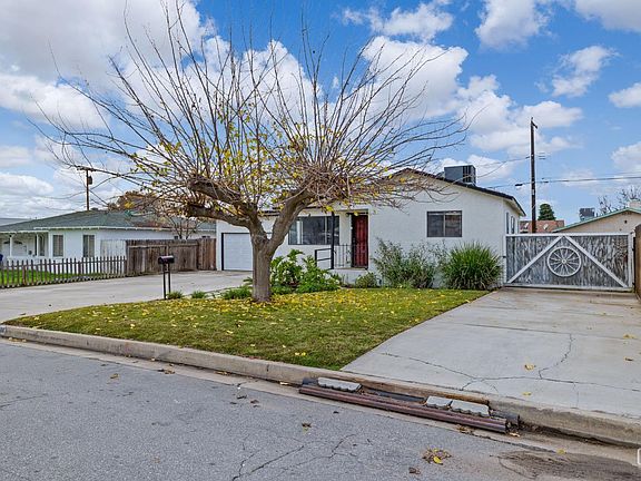 3rd image of 706 Charlana Dr