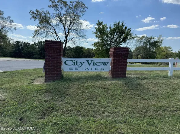 Fawn Hollow Trl, Bonnots Mill, MO 65016