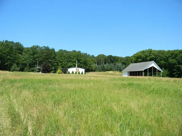 1650 N Jebavy Dr, Ludington, MI 49431