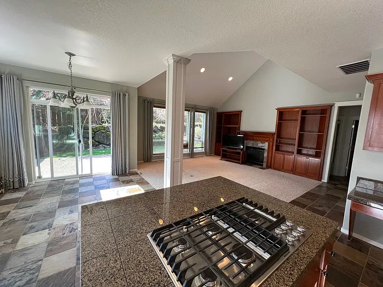 3593 NW Lansbrook Ter — Photo 6