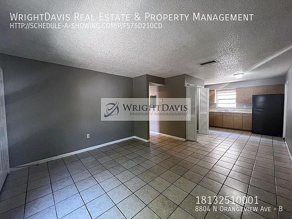 4th image of 8804 N Orangeview Ave #B