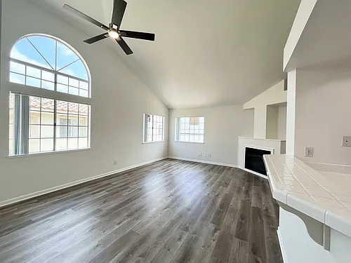 Luxury Coastal Living at Pacific Vistas at Costa Mesa — Photo 3